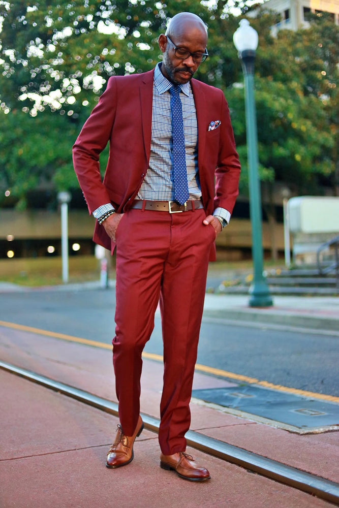 Men's Summer Linen Suit in Baby Blue by Tazzio Suits