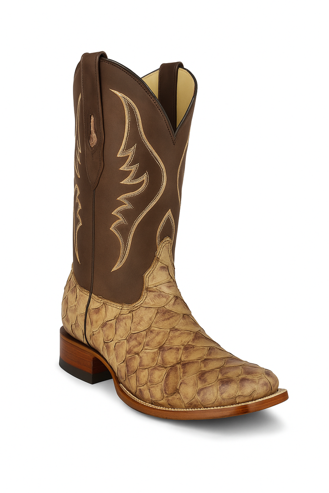 Botas de Pescado Pirarucu Original en Horma Rodeo Cuadrada