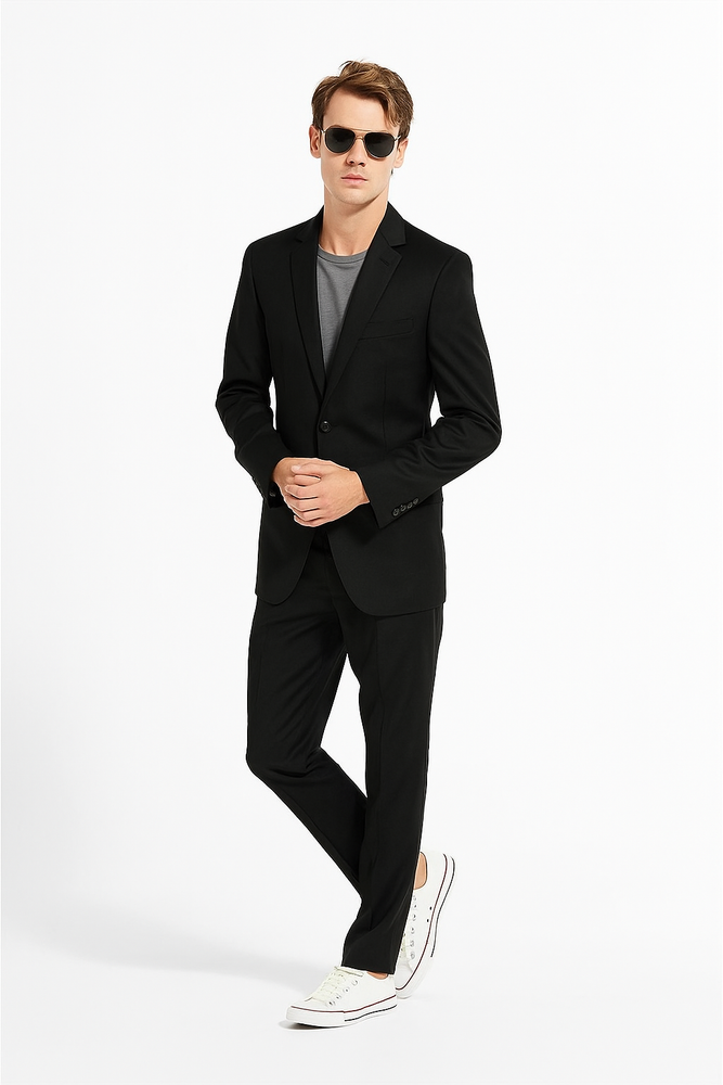 Slim Fitted Brand 2 Button Solid Color Super 100's Wool Slim Fit Suit