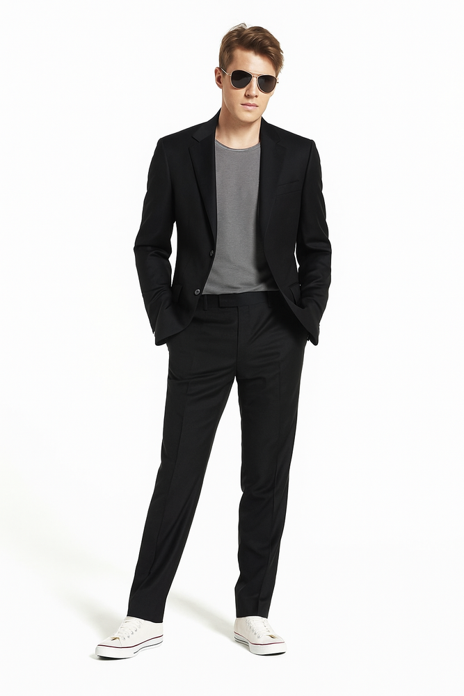 Slim Fitted Brand 2 Button Solid Color Super 100's Wool Slim Fit Suit