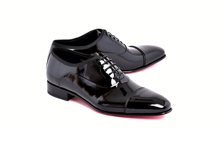 C0001102- 7368P Cap toe lace up - Black Patent