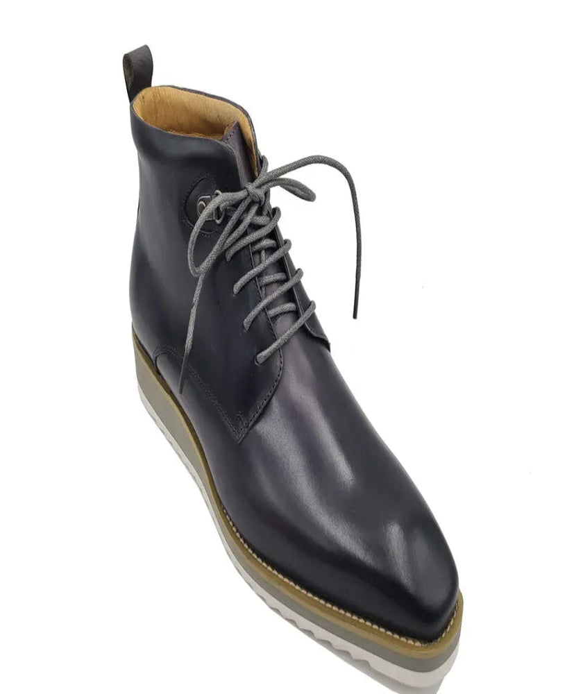 Black formal shoes with sleek design