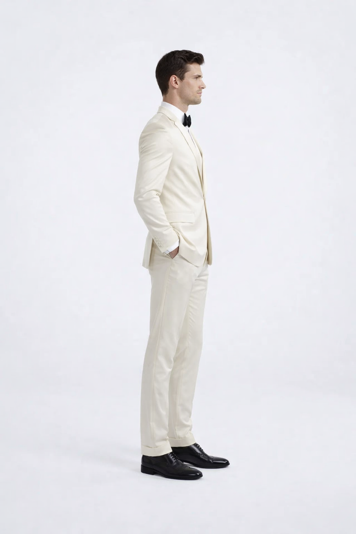 Elegant Ivory Slim Fit Tuxedo with Peak Lapel – Groom & Prom Suit