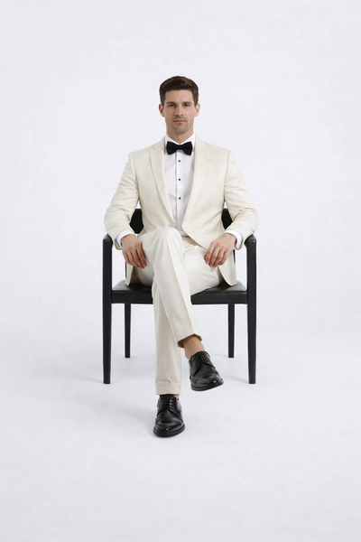 Elegant Ivory Slim Fit Tuxedo with Peak Lapel – Groom & Prom Suit