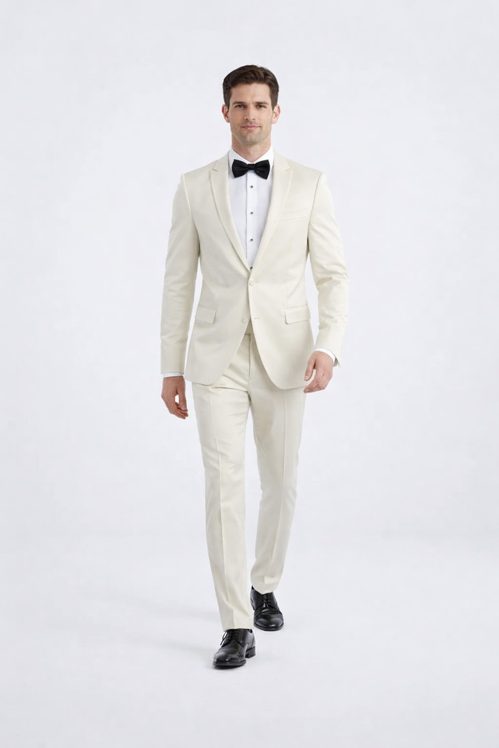 Elegant Ivory Slim Fit Tuxedo with Peak Lapel – Groom & Prom Suit