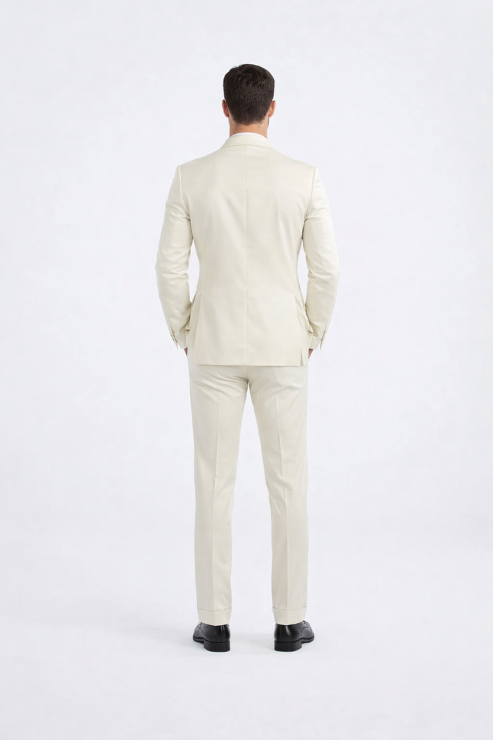 Elegant Ivory Slim Fit Tuxedo with Peak Lapel – Groom & Prom Suit