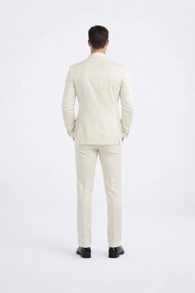 Elegant Ivory Slim Fit Tuxedo with Peak Lapel – Groom & Prom Suit