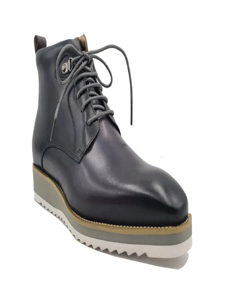  Black boots with tan lining and laces