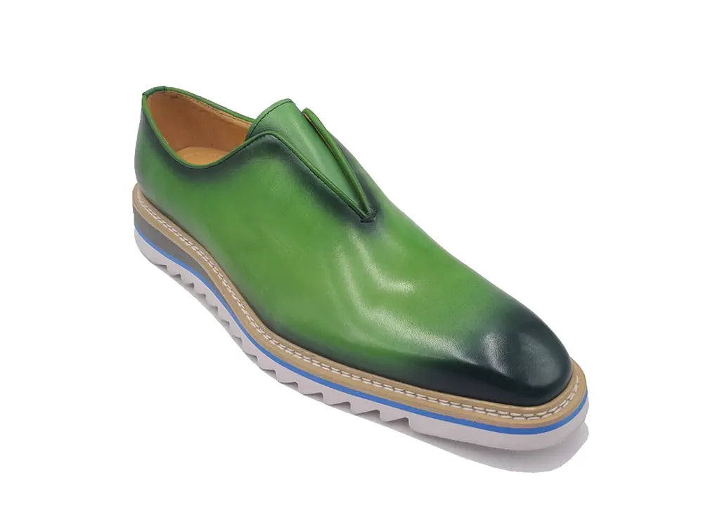 Carrucci Laceless Loafer with Contrast color lightweight sole