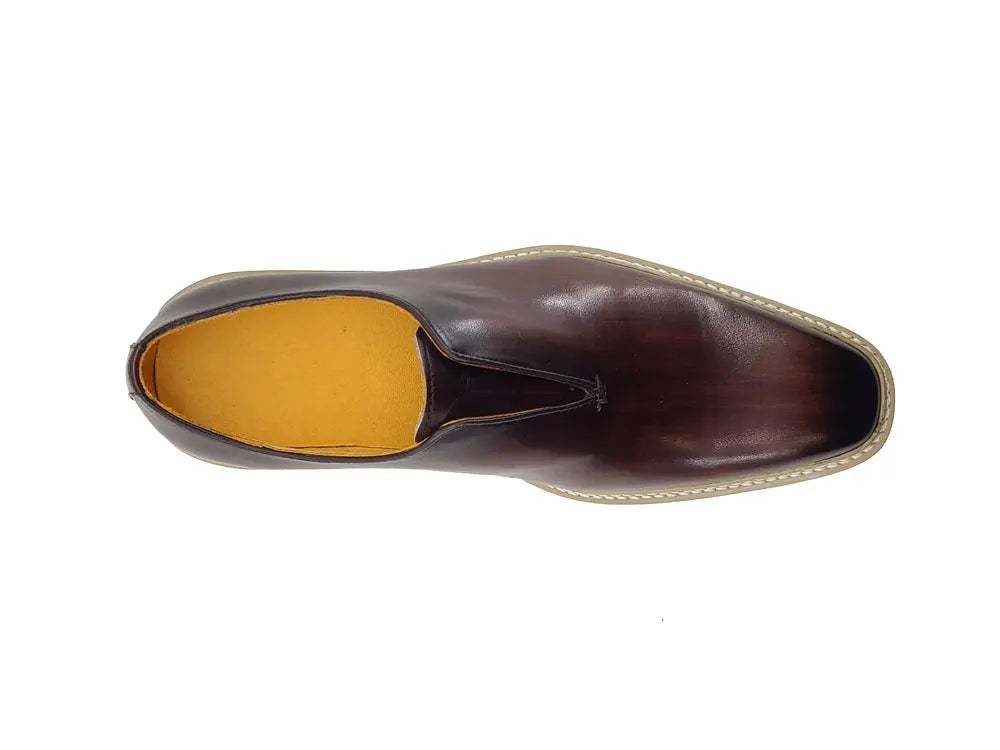 Carrucci Laceless Loafer with Contrast color lightweight sole
