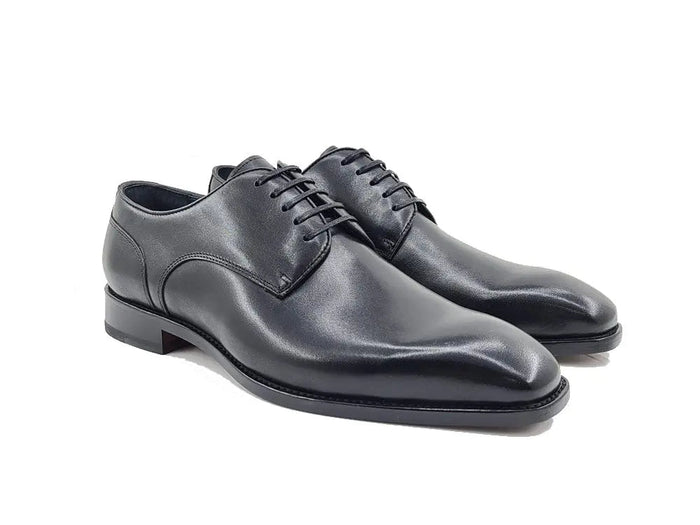 Carrucci Leather Sole Plain Toe Burnished Blucher