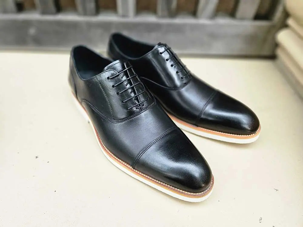 Carrucci Cap Toe Oxford in Lightweight Sole