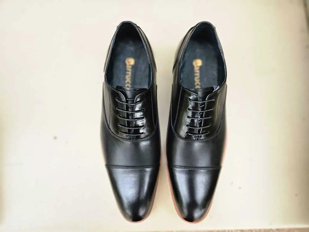 Carrucci Cap Toe Oxford in Lightweight Sole