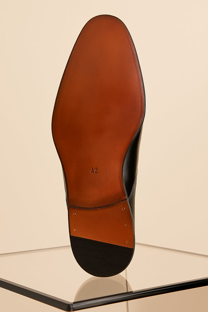 premium-black-dress-shoes-for-gentlemen