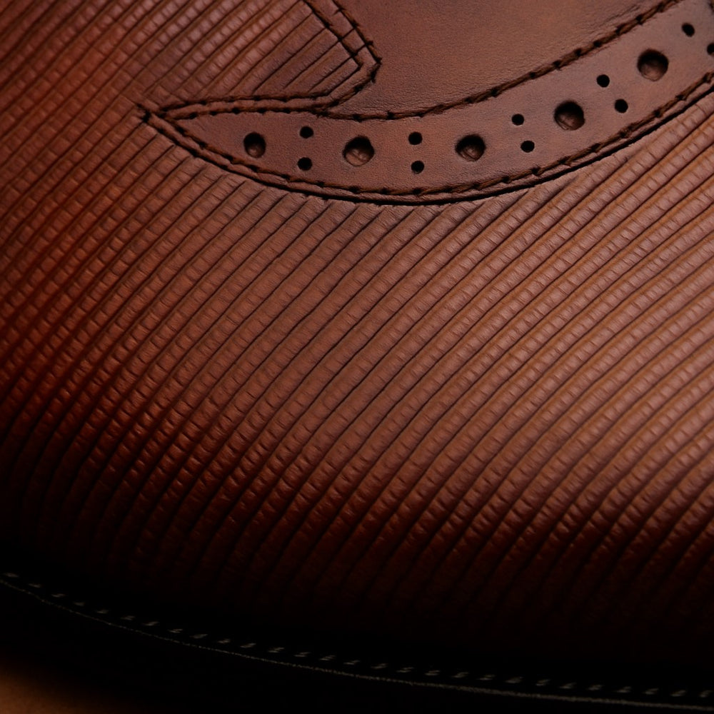 high-polish-lizard-textured-oxford-shoes