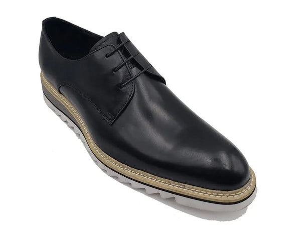 Carrucci Plain Toe Blucher Style Oxford