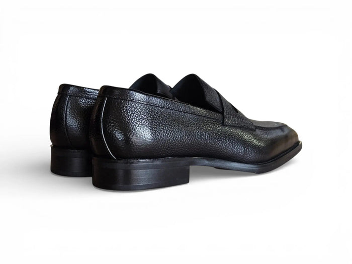 Carrucci Penny Loafer: Luxe Leather Slip-On Shoes