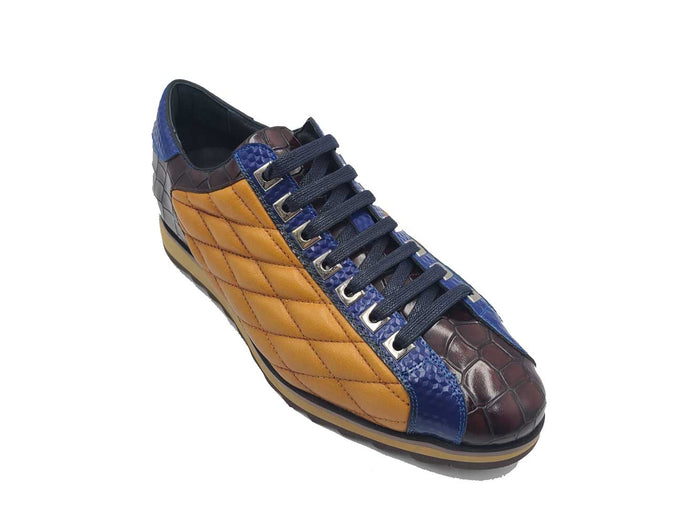 Carrucci Quilted Leather Sneaker