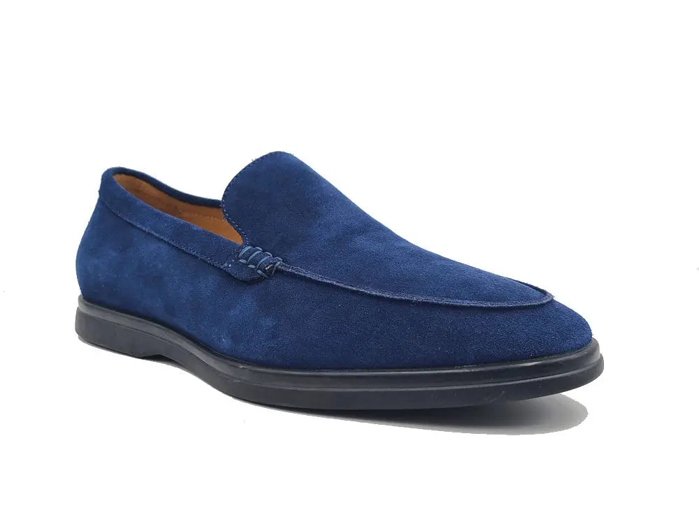 Carrucci Supple Suede Loafer