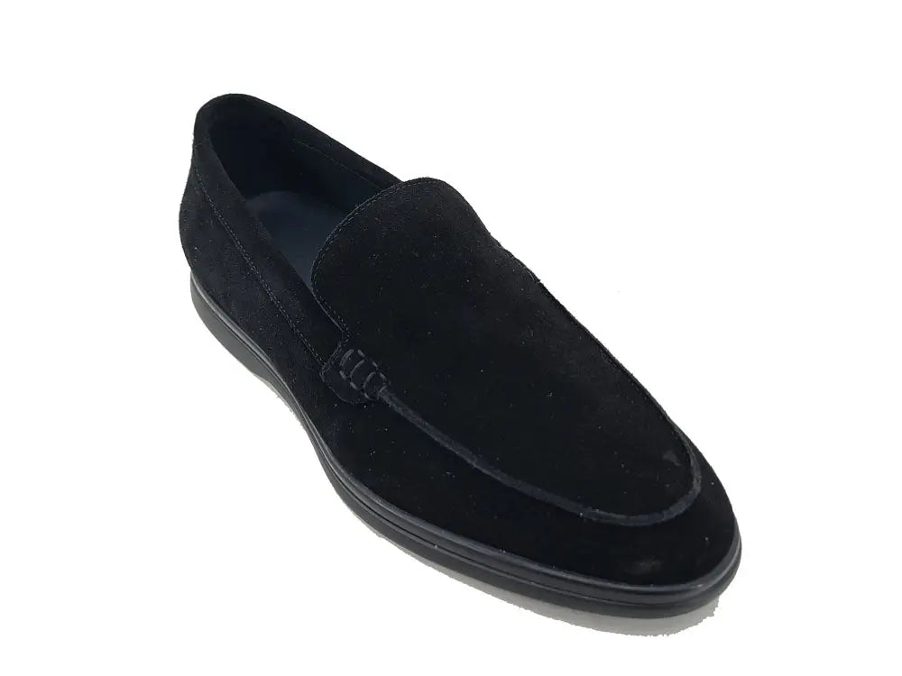 Carrucci Supple Suede Loafer