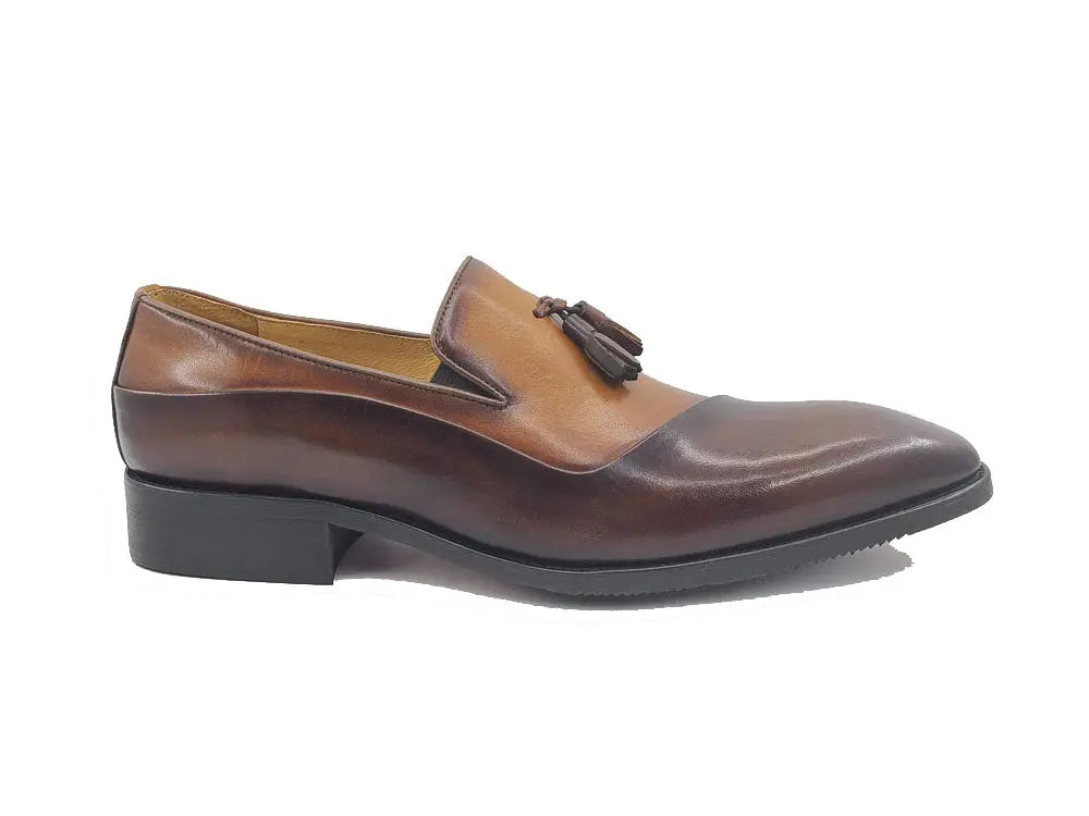 Carrucci Two Tone Tassel Loafer