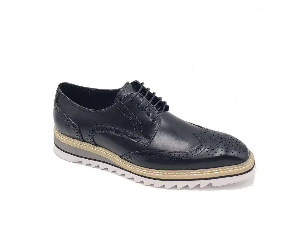 Carrucci Wing-tip Blucher style Oxford with ligtweight sole