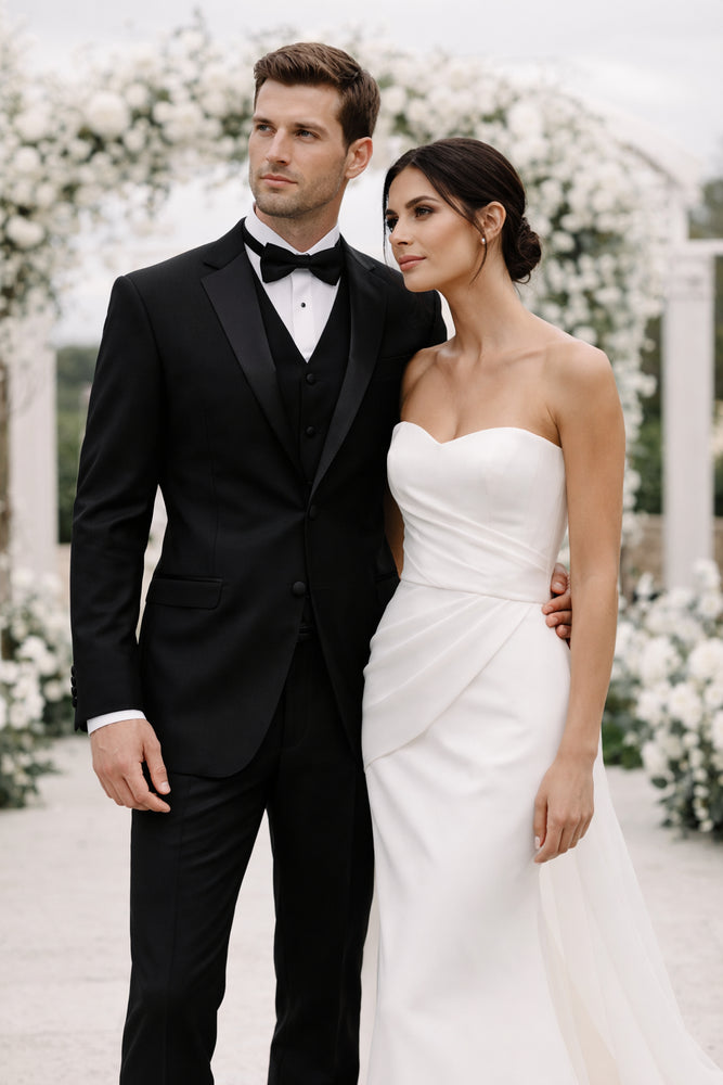 Authentic Statement Brand Men's Peak Lapel 1 Button Solid Black Tuxedo Suit - High End Suits - High Quality Suits