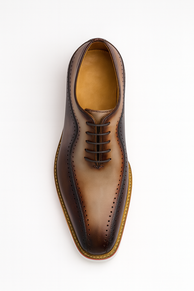 Stylish Two-Tone Brogue Oxford