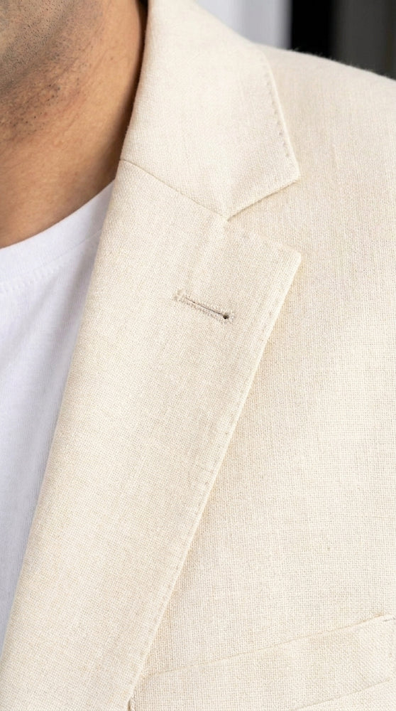 Men’s Off White Dinner Jacket Blazer, Bright Stage Party Sport Coat with Vented Formal Style