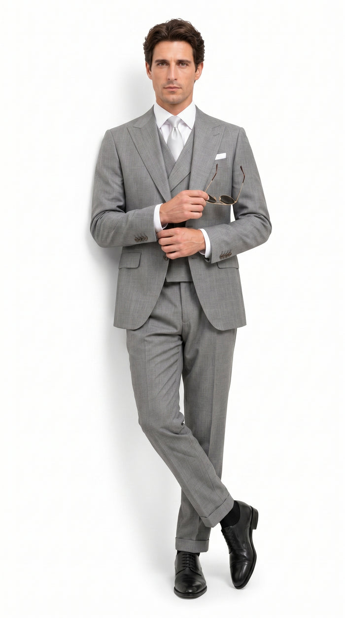 Men’s Light Grey Classic Fit Suit with Double Breasted Vest and Pleated Pants, Formal Dress Suit
