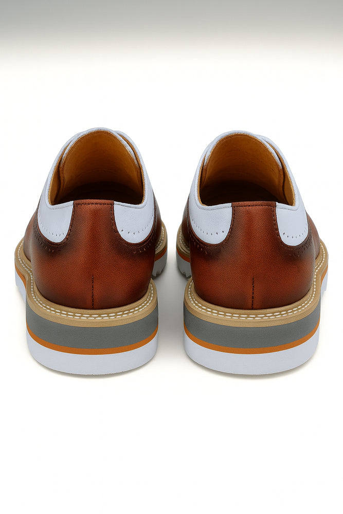 Carrucci Stylish Two-Tone Brogue Oxford