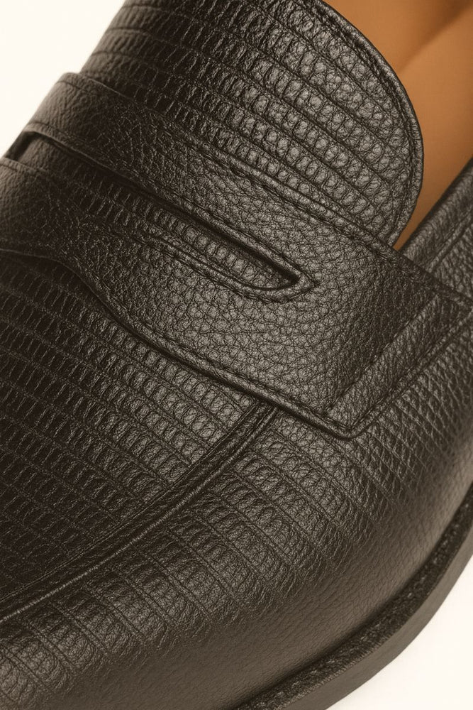 Mens Mezlan Lipari Lizard Penny Loafer Dress Shoe in Black