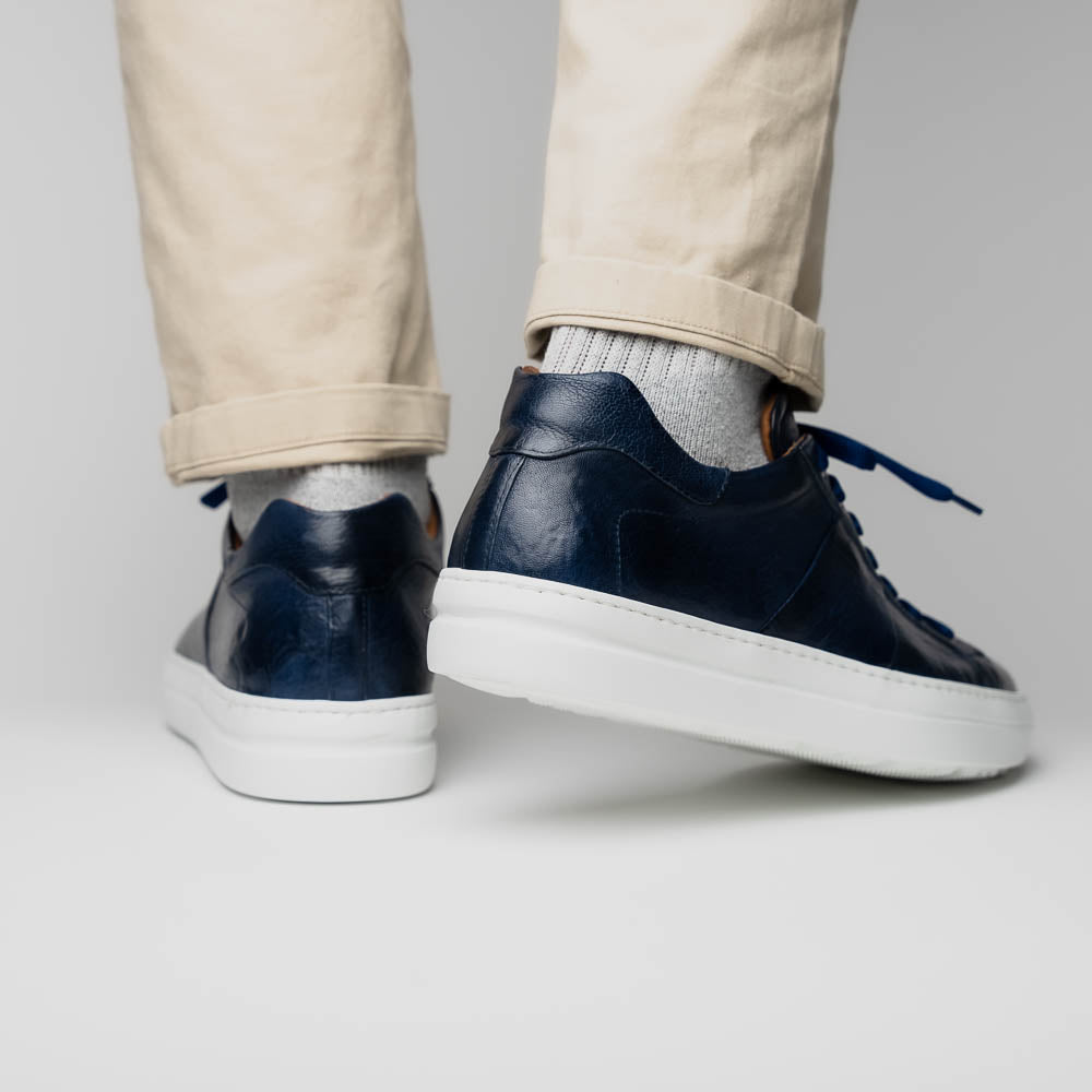 Zelli Vivo Tumbled Calfskin Sneakers in Navy with Contrast Soles