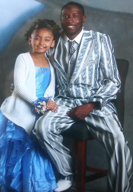 Men's Paisley Designed White ~ Grey Vested Suit