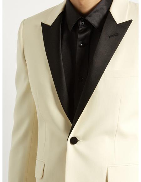 Men's Ivory Peak Lapel Button Closure Blazer